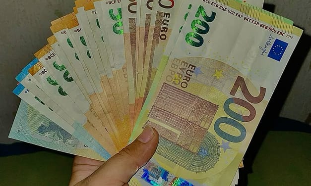 Billets de banque de qualité à vendre.